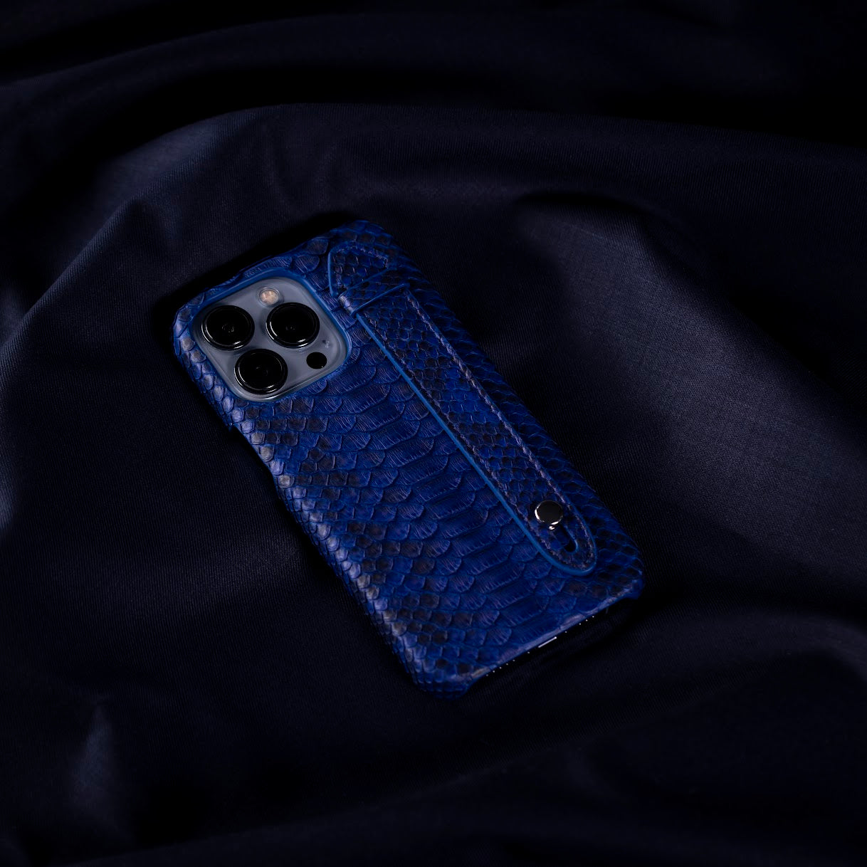 GLANCES: phone case-Dark blue python